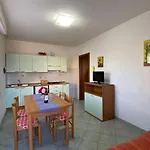 아파트 Palazzeta Iii-1 By Interhome *